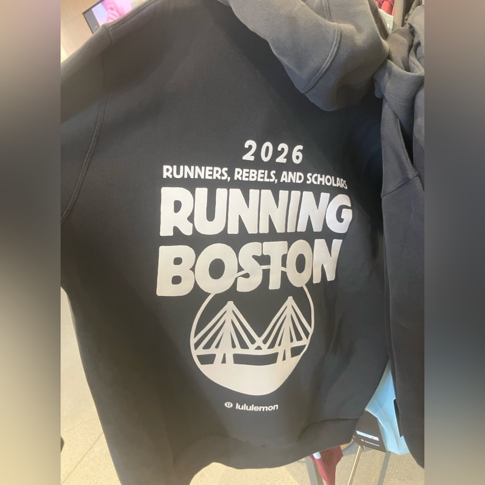 Lululemon Boston Marathon running sweatshirt